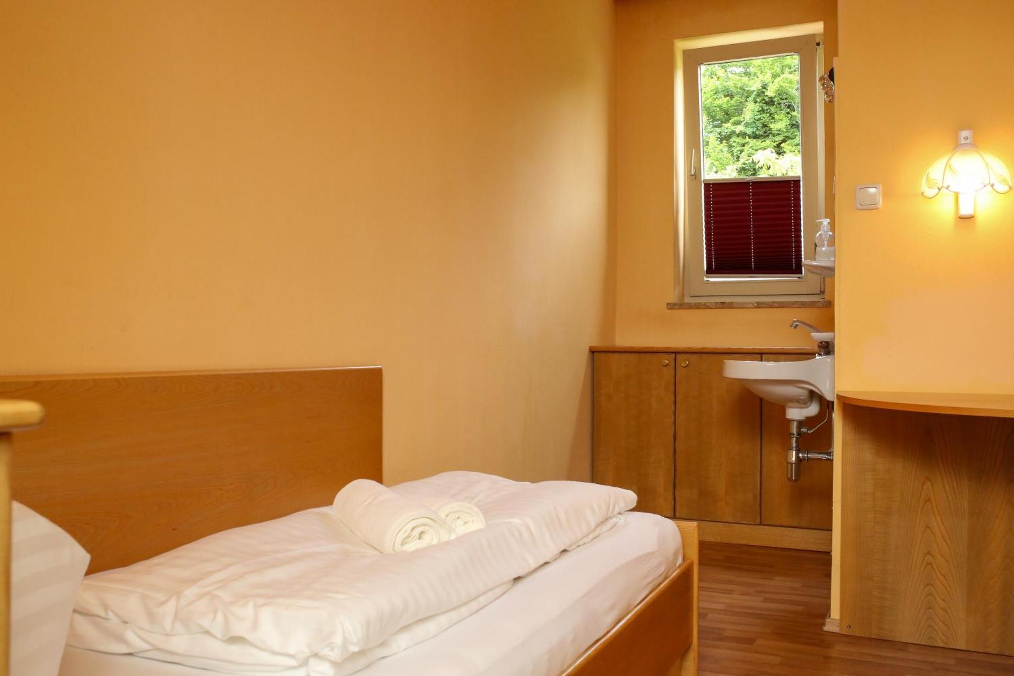 Self-Check In Apartmenthotel Seeglueck Pörtschach am Wörthersee Esterno foto